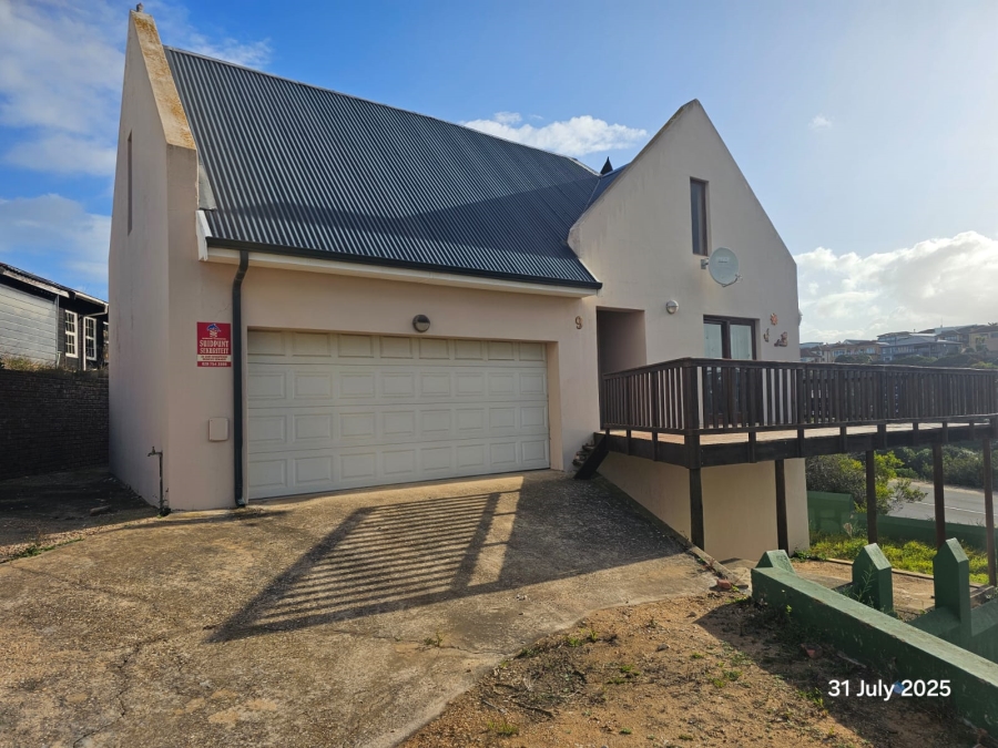 5 Bedroom Property for Sale in Stilbaai Wes Western Cape